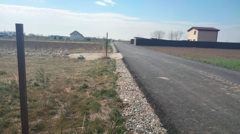Teren intravilan 1275mp Adunatii Copaceni Giurgiu -utilitati la strada
