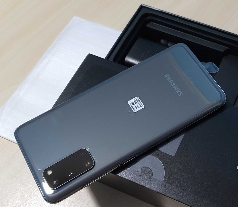 Ocazie !Impecabil.Utiliz putin.Sams.S20 5G, cu 12 Gb RAM ! accesorii