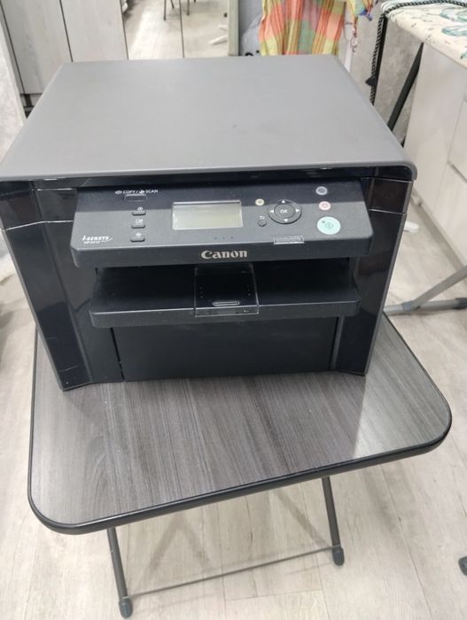 Продаю новый МФУ Canon 4410