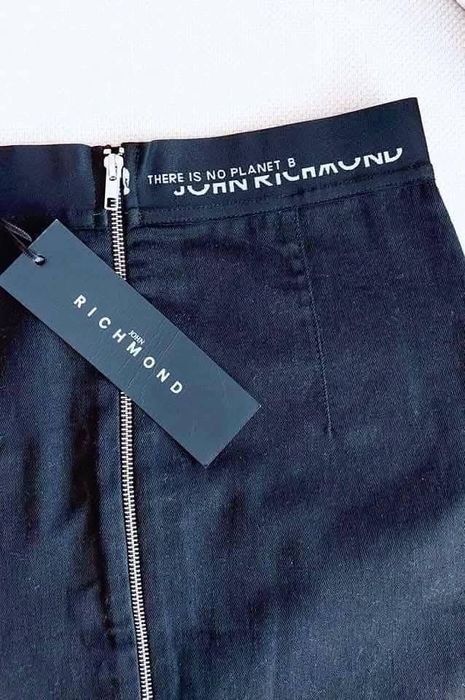 GUESS $149 и John Richmond $139 оригинална нова пола S