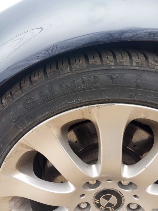 Jante bmw r17 cu caiciucuri noi 225-45r17