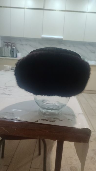 Продам норковую шапку.