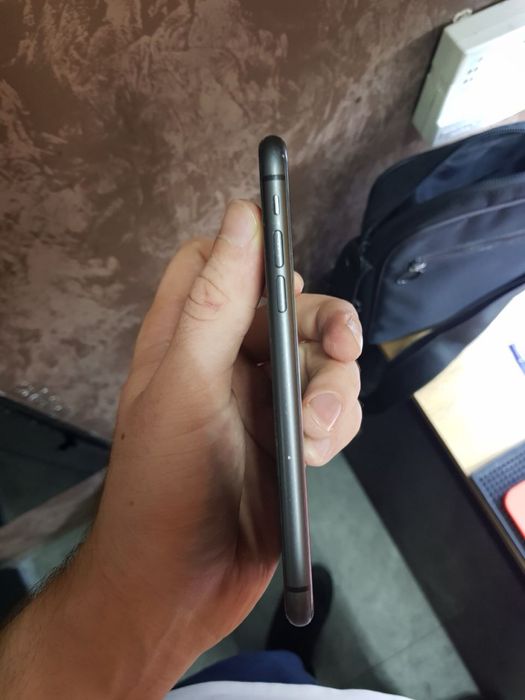 IPhone 11 64gb. 76%