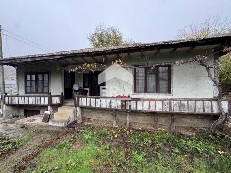 ЕКСКЛУЗИВНО! ЕРА Дръстър предлага за продажба къща в село Калипетрово!
