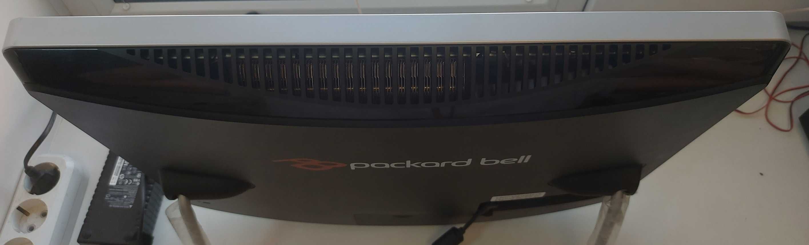 Моноблок сенсорный Packard Bell Core™ i3