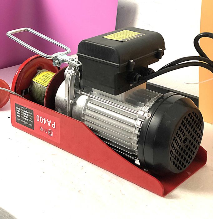 Macara Electrica 200/400Kg, Cablu 12m, 220V.