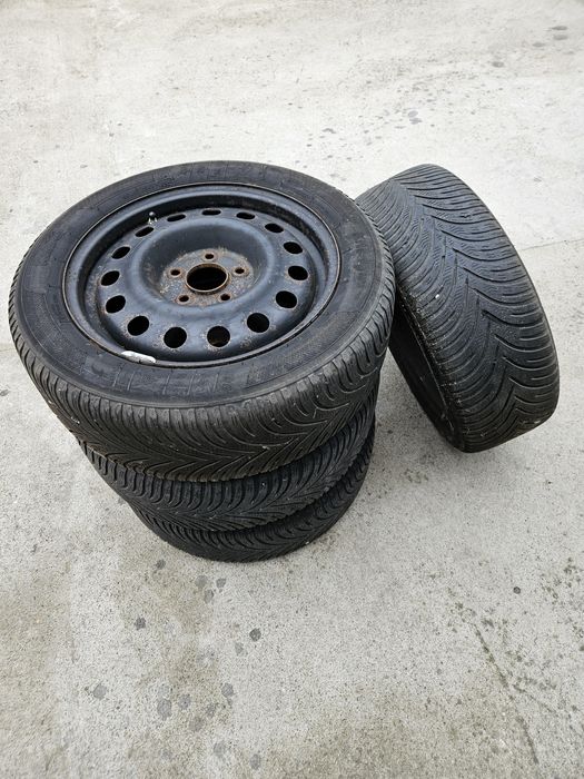 Jante otel kia cu cauciucuri iarna