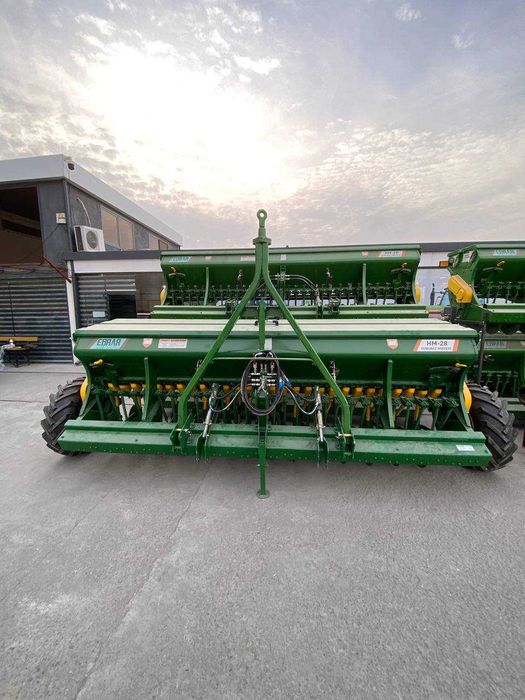 Зерновая сеялка 28-рядная E-HM-28