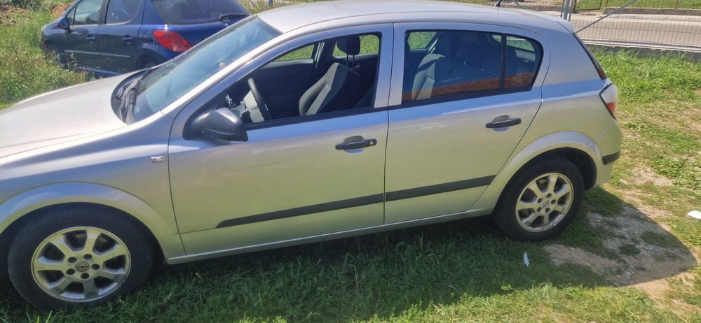Opel Astra H 2004