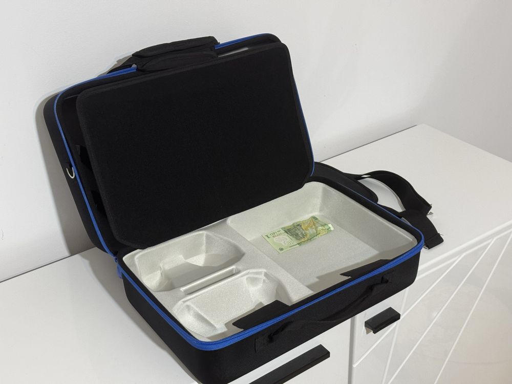 Geanta transport Playstation 5 (ca NOU)