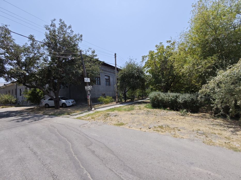 Uy qora qamish 2/4 moyqorgon 12 yoki 6 sotok sotiladi