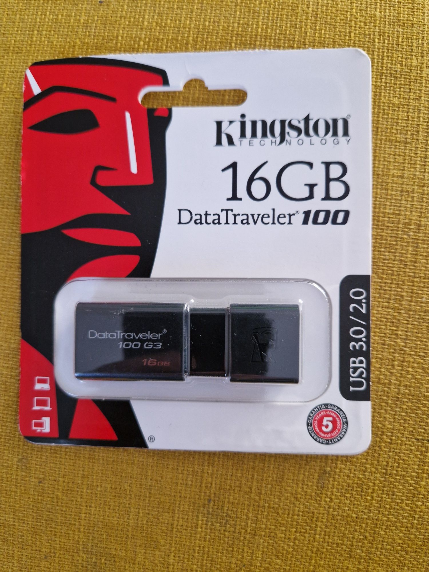Memorie USB Kingston 16GB sigilata