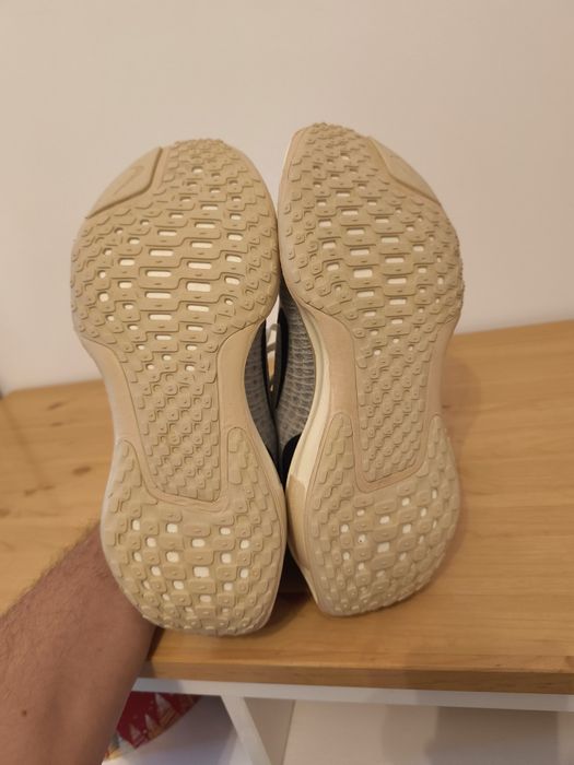 Adidasi Nike Invincible Run FK 3