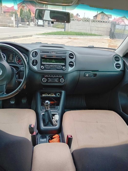 Se vinde Tiguan, an 2012