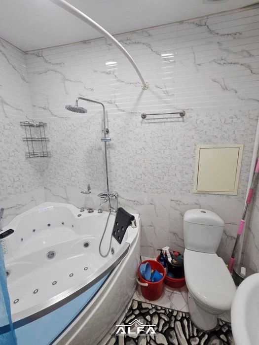 buxoroda xonadon kvartira uy sotiladi 3 xonali 84m² 1-qavat + podval