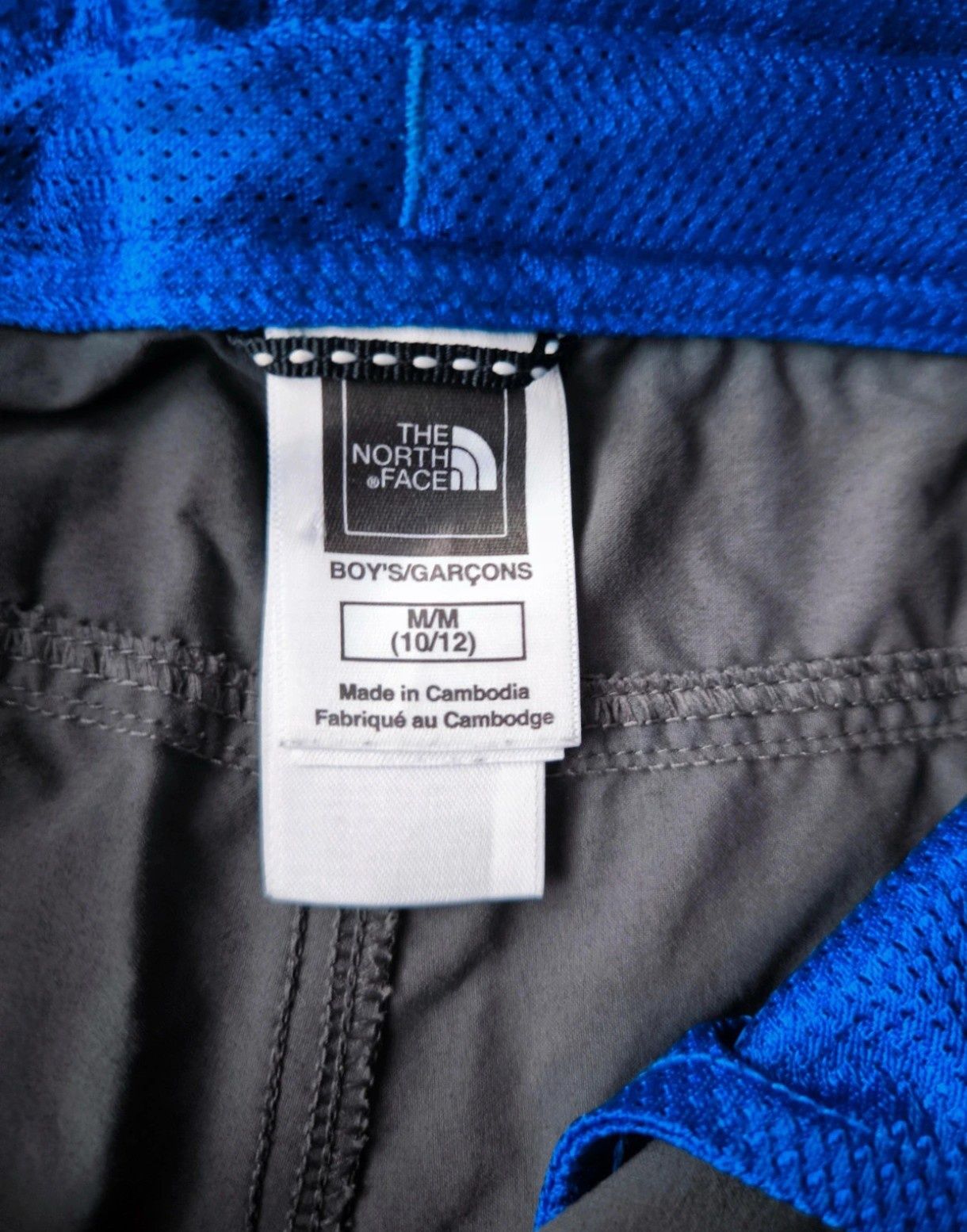 Pantaloni drumeție The North Face 2 in 1 M(10-12 ani)