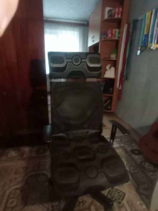 продам офисное кресло
