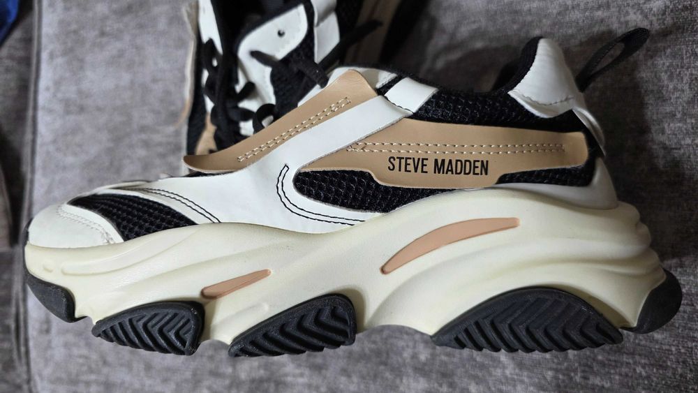 Универсальные кроссовки от Steve Madden Б.У.
