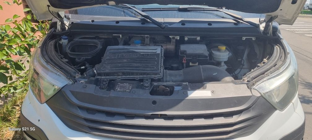 Vând autoutilitară IVECO DALLY 3,5