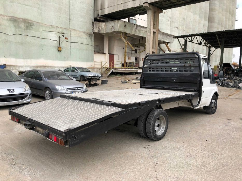 Dezmembrez FORD TRANSIT PLATOU Platforma 2.4 TDDI 90 CP D2FA 2005