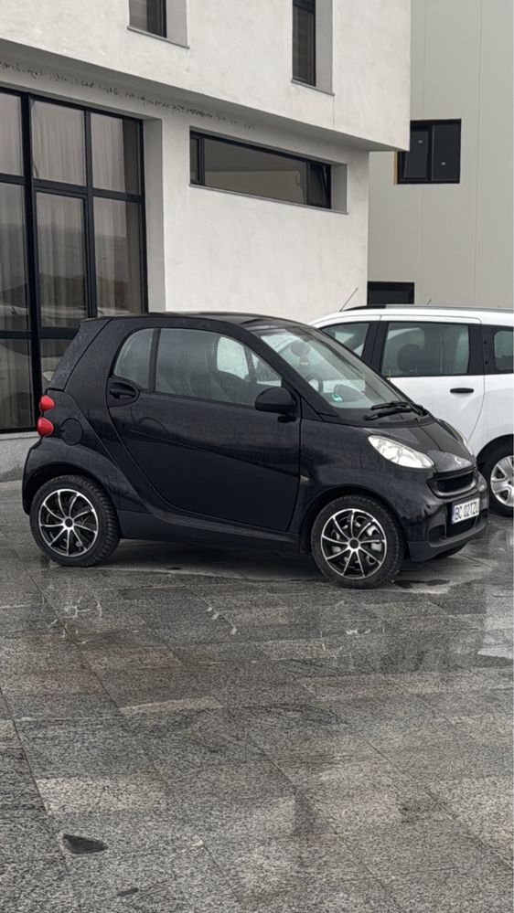 Smart 451  999benzina stare foarte buna