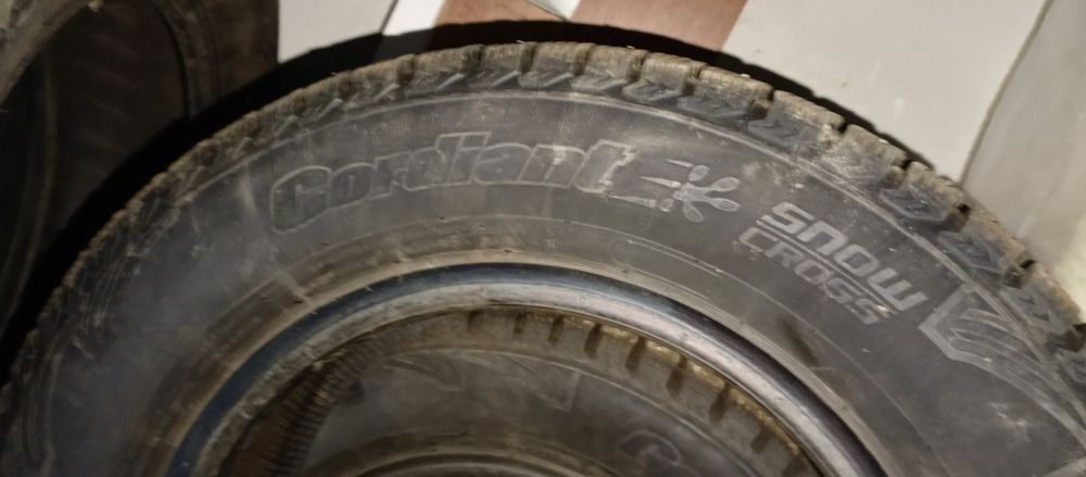 Шины зимние комплект