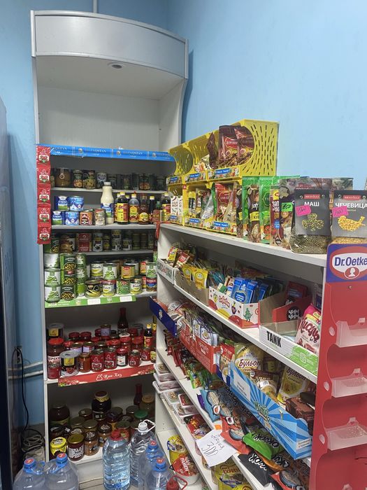 Торговое оборудование. Полки