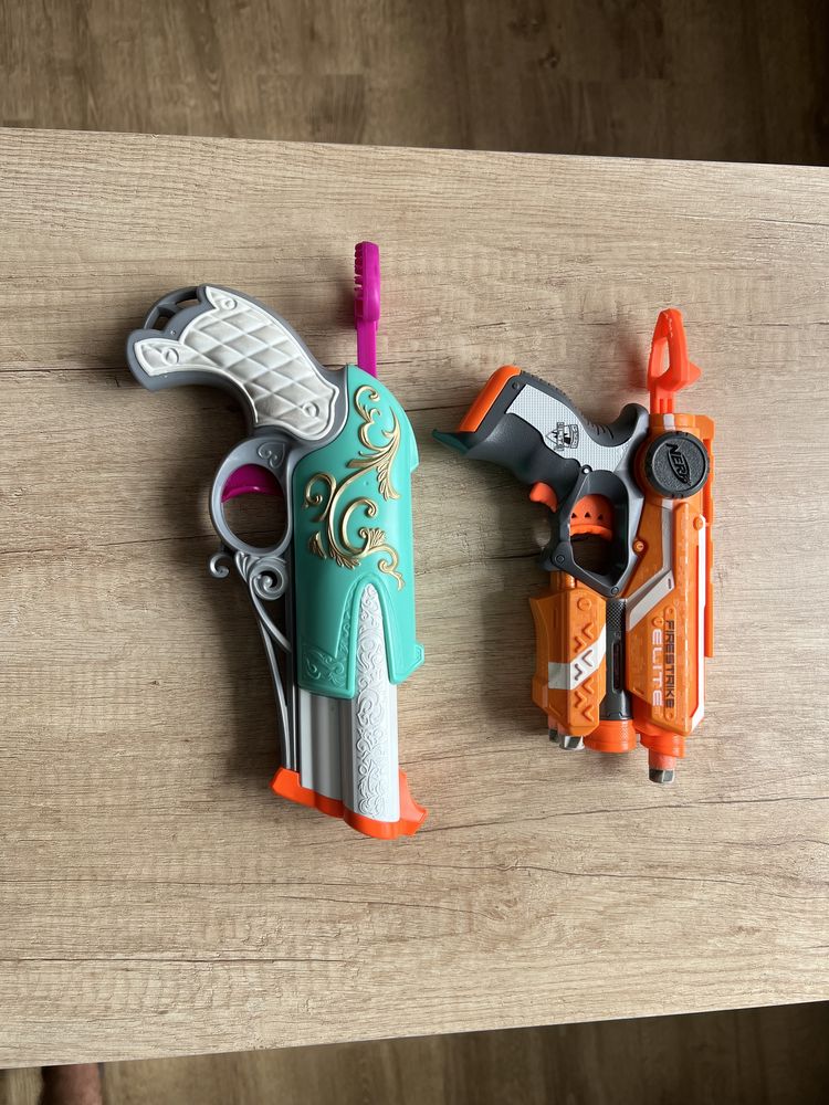 Pistoale Nerf diferite modele