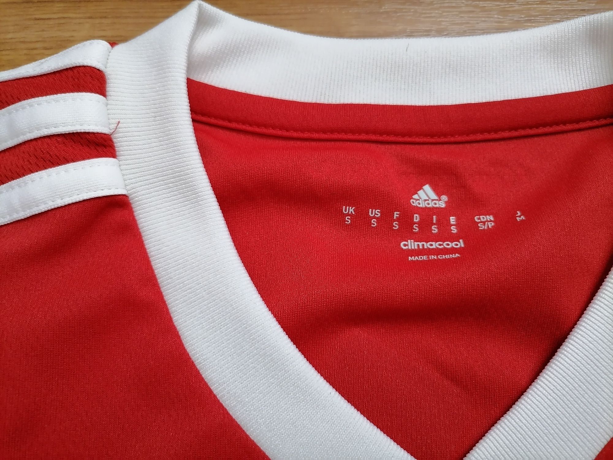 Tricou Adidas Mărimea. S. Bayer Munchen