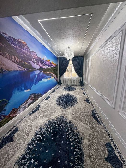 Kritiy savdo majmuasida joylashgan 2 xonali kvartira