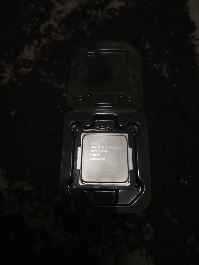 Intel pentium g3240