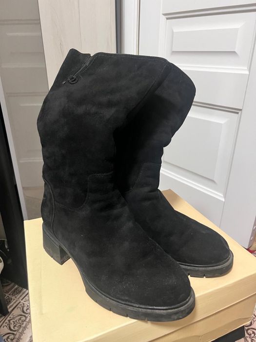 Зимние женские сапожки.