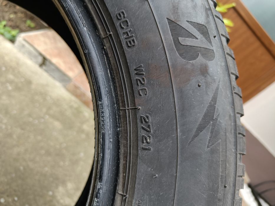 Cauciucuri de Iarnă Bridgestone Blizzak