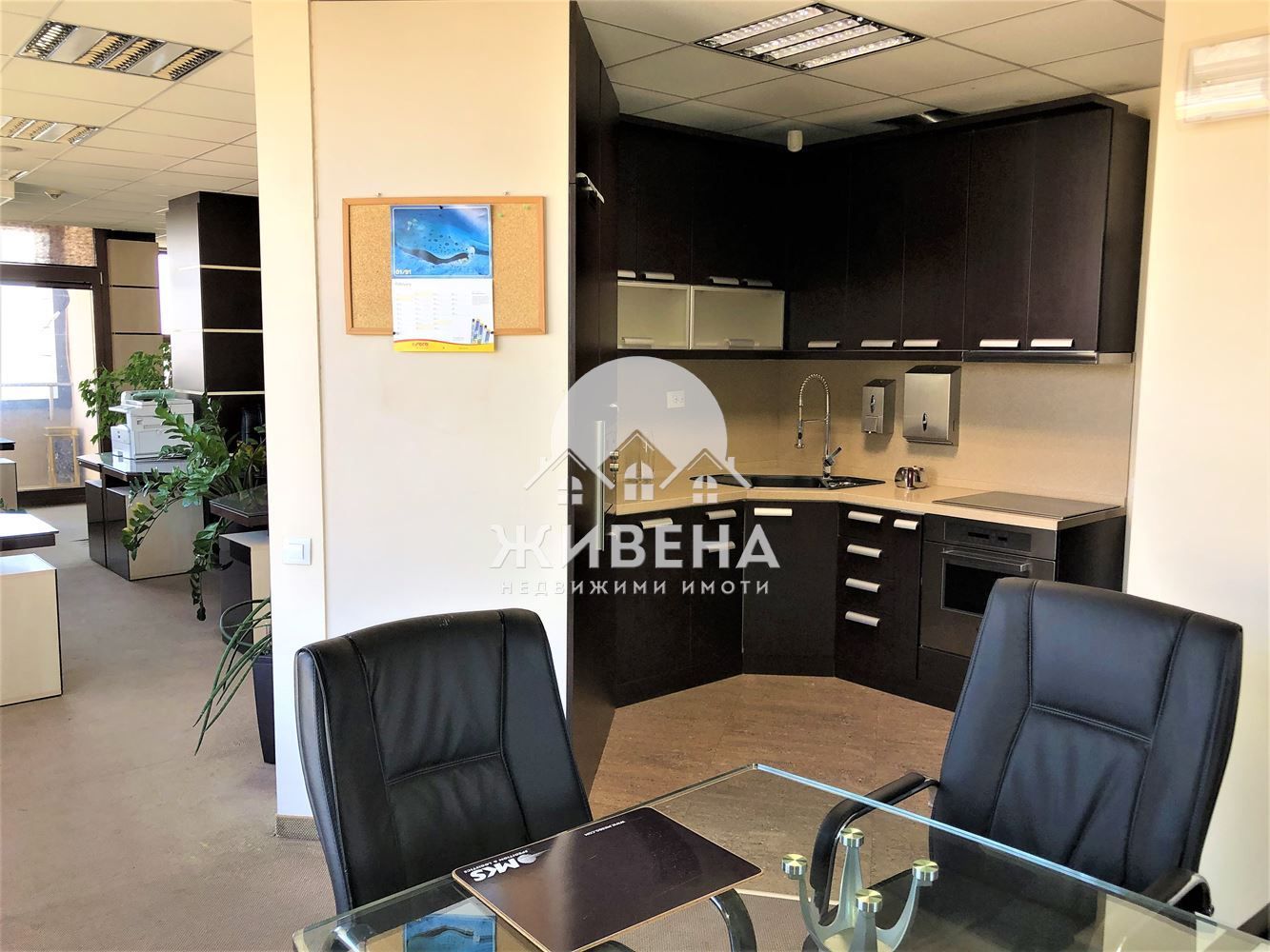 Офис за продажба до Спортна зала, площ 410 кв.м