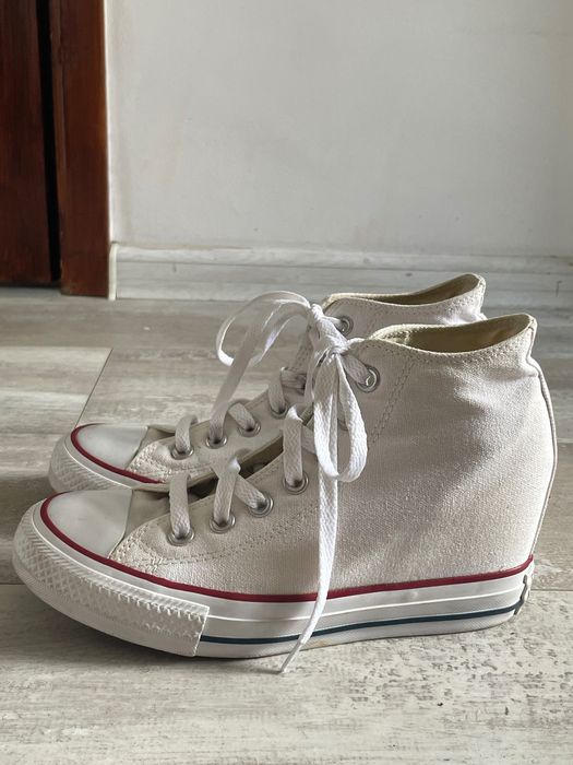 Оригинални кецове Converse с платформа