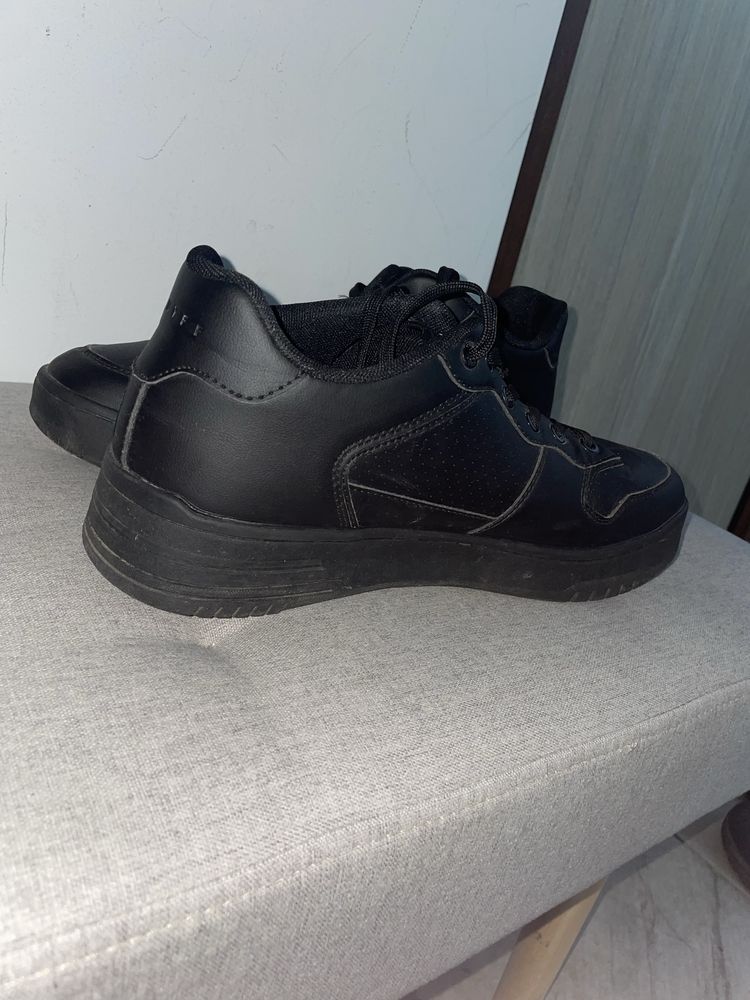 Обувки Cruyff Royal C