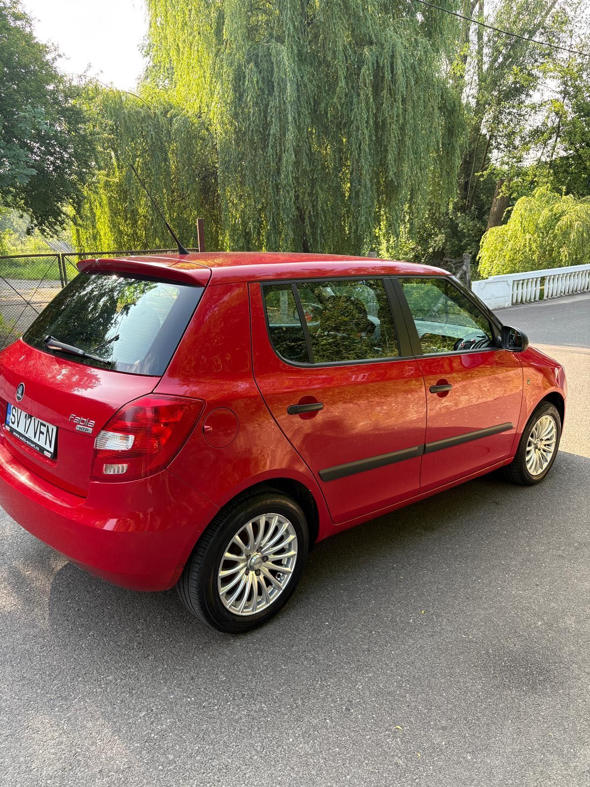 Vând Skoda Fabia