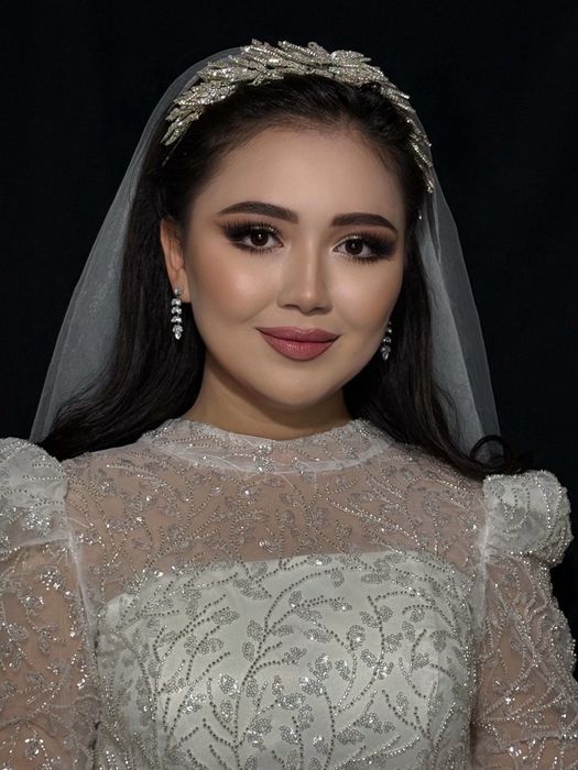 Stilist - vizajist xizmatlari. Услуги визажиста