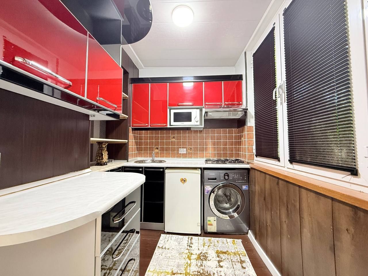 Продаётся квартира, Чиланзар 1 квартал 2в3/3/4 Евро, 2х6 Балкон