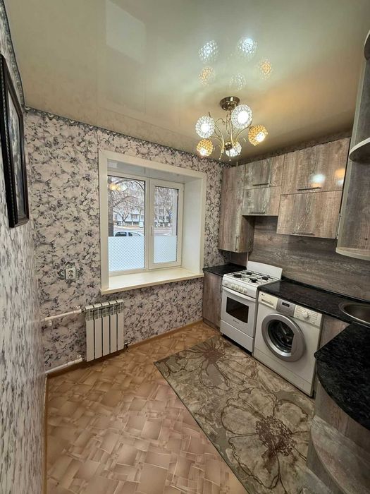 Продам 2 комнатную квартиру район Северного