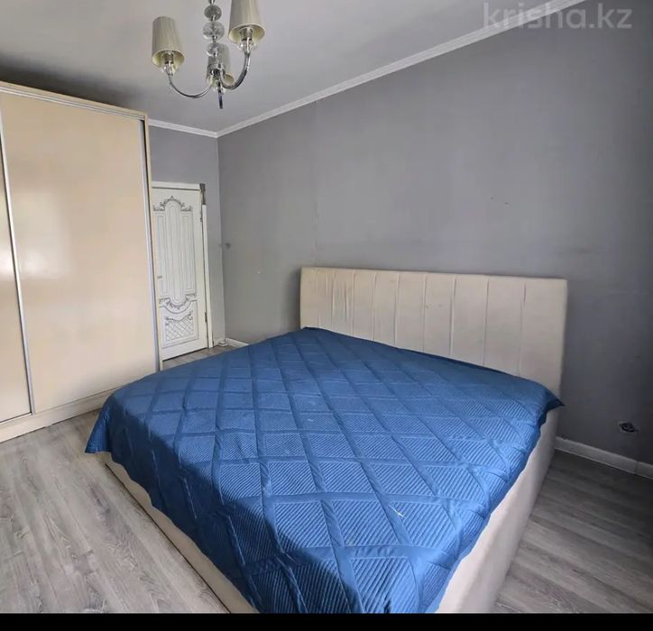 Кровать 2:2 размер агаш матрасыда жаксы жиналып тур