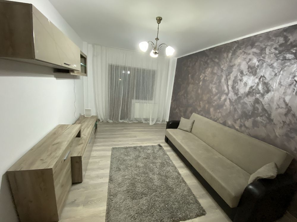 Vand apartament 2 camere -etaj 2 , Calea Bucuresti