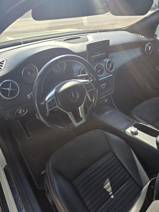 Vand mercedes gla 200 cdi pachet AMG