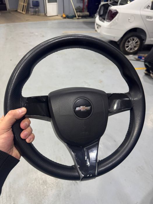 Продам руль от спарка