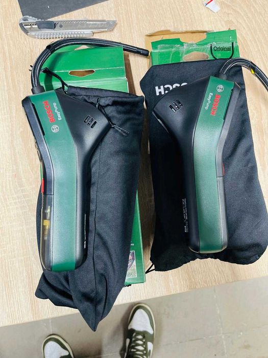 Pompa pneumatica Bosch EasyPump, 3.6 V, 3 Ah, 10 bar/150 psi