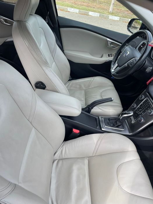 Volvo V40 2014 AUTOMAT