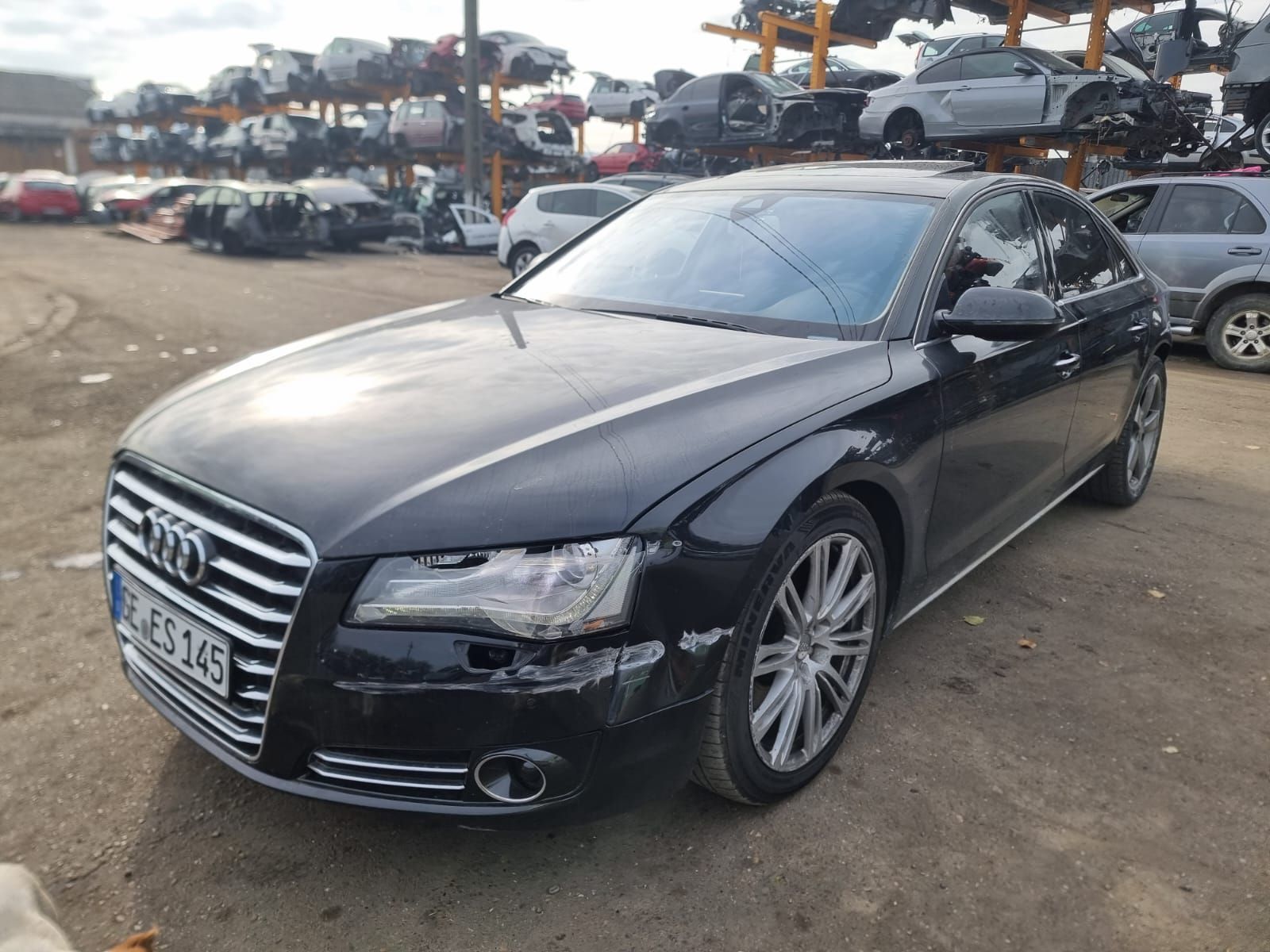 Balama portbagaj 4H0827300D Audi A8 D4/4H [2010 - 2014] 4.2 tdi CDSB