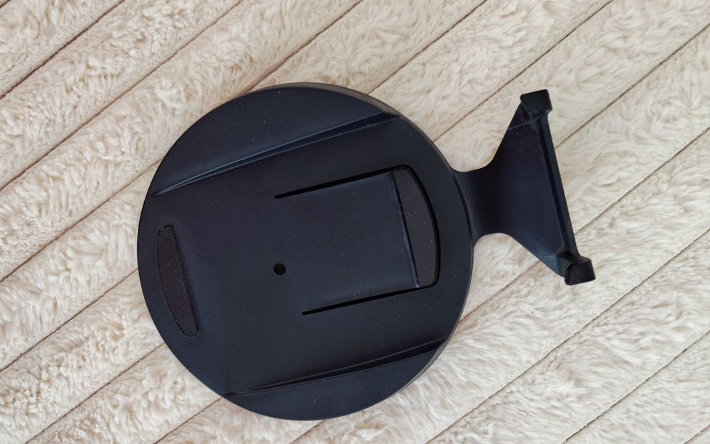 Оригинална стойка за Playstation 5