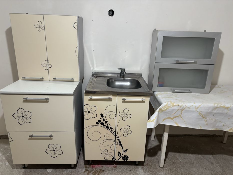 Продам куханный гарнитур