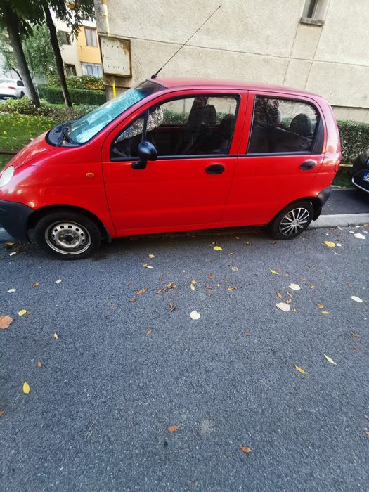 Vând Daewoo Matiz, înmatriculată, ideala pentru oraș, consum redus.